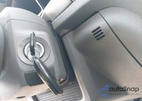 2017 Chevrolet Traverse Ls из США, поврежденный, VIN 1GNKRFKD5HJ238330